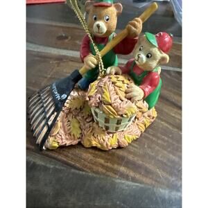 Vintage 1995 Christmas At Sears Miniatures Craftsman Rake Leaves w/Bear Cubs LE